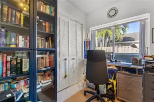 9981 NW 51st Ln, Doral, FL 33178 - Photo 33