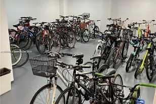 5600 Collins Ave, Miami Beach, FL 33140 - Photo 23