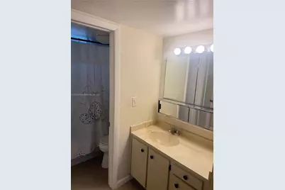 901 Colony Point Cir #217, Pembroke Pines, FL 33026 - Photo 19