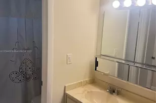 901 Colony Point Cir, Pembroke Pines, FL 33026 - Photo 19