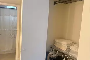 901 Colony Point Cir, Pembroke Pines, FL 33026 - Photo 27