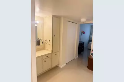 901 Colony Point Cir #217, Pembroke Pines, FL 33026 - Photo 21