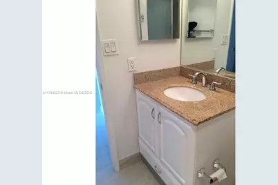 20515 E Country Club Dr #246, Aventura, FL 33180 - Photo 13