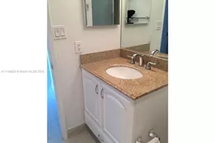 20515 E Country Club Dr, Aventura, FL 33180 - Photo 13