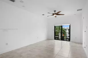 4636 NW 84th Ave, Doral, FL 33166 - Photo 9