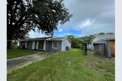 4030 School Cir, Labelle, FL 33935 - Photo 3