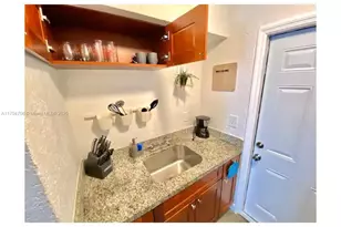 7638 N Miami Ave, Miami, FL 33150 - Photo 5