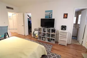 9260 Bay Harbor Terrace, Bay Harbor Islands, FL 33154 - Photo 15