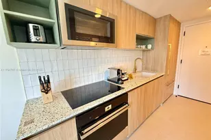 601 NE 1st Ave, Miami, FL 33132 - Photo 3