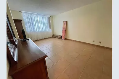 4330 Hillcrest Dr #214, Hollywood, FL 33021 - Photo 11