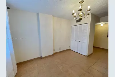 4330 Hillcrest Dr #214, Hollywood, FL 33021 - Photo 5