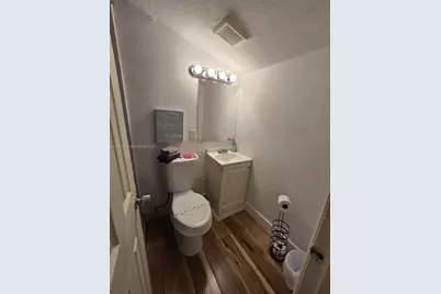 7638 N Miami Avenue #8, Miami, FL 33150 - Photo 5