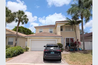 7683 NW 19th St, Pembroke Pines, FL 33024 - Photo 1