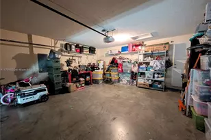 7683 NW 19th St, Pembroke Pines, FL 33024 - Photo 25