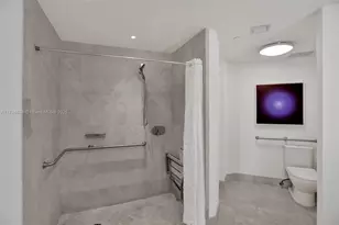 4401 Collins Ave, Miami Beach, FL 33140 - Photo 25