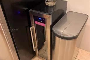 401 Ocean Dr, Miami Beach, FL 33139 - Photo 17