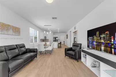 13225 SW 272nd St, Homestead, FL 33032 - Photo 9