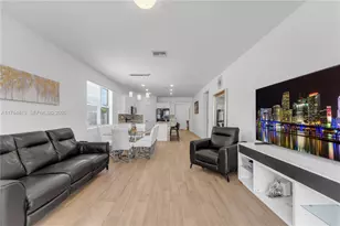 13225 SW 272nd St, Homestead, FL 33032 - Photo 9