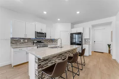 13225 SW 272nd St, Homestead, FL 33032 - Photo 7