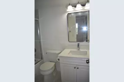 9900 Sunrise Lakes Blvd #309, Sunrise, FL 33322 - Photo 17