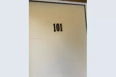 686 NW 114th Ave #101, Sweetwater, FL 33172 - Photo 3