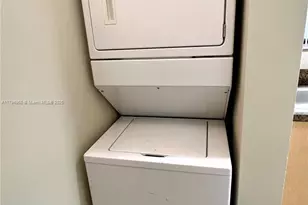 686 NW 114th Ave, Sweetwater, FL 33172 - Photo 15