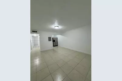 11195 SW 1st St #314, Sweetwater, FL 33174 - Photo 3