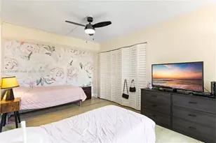 9501 Seagrape Dr, Davie, FL 33324 - Photo 21