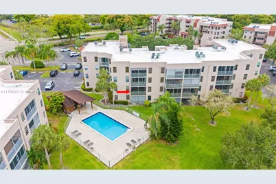 9501 Seagrape Dr #205, Davie, FL 33324 - Photo 3