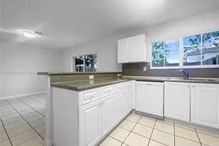 14054 SW 260th St, Homestead, FL 33032 - Photo 13