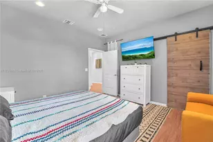 2307 Washington St, Hollywood, FL 33020 - Photo 17