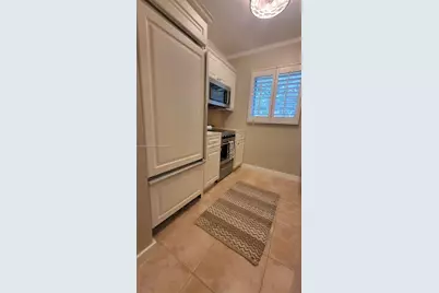 624 Orton Ave #19, Fort Lauderdale, FL 33304 - Photo 9