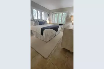 624 Orton Ave #19, Fort Lauderdale, FL 33304 - Photo 1