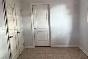 1090 NW 134th St, North Miami, FL 33168 - Photo 3