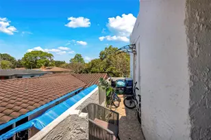 1045 NW 32nd St, Miami, FL 33127 - Photo 33