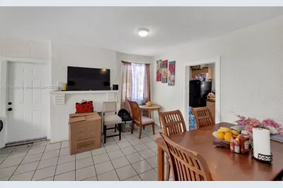1045 NW 32nd St, Miami, FL 33127 - Photo 27
