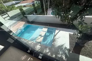 125 SW 29th Rd, Miami, FL 33129 - Photo 21