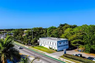 3225 N Andrews Ave, Oakland Park, FL 33309 - Photo 1