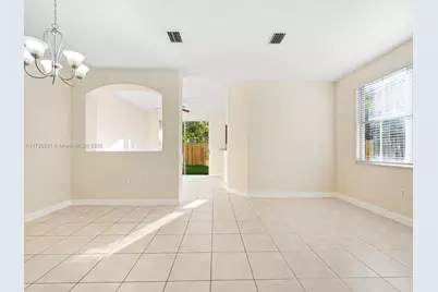 1416 SE 26th Ave, Homestead, FL 33035 - Photo 5