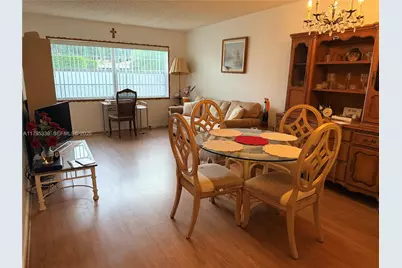 4700 NW 35th St #408, Lauderdale Lakes, FL 33319 - Photo 7