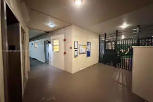 4700 NW 35th St, Lauderdale Lakes, FL 33319 - Photo 25