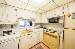 4700 NW 35th St, Lauderdale Lakes, FL 33319 - Photo 11