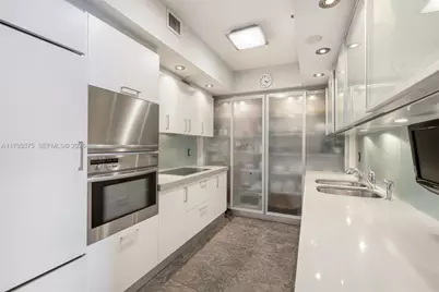 450 Alton Rd #2303, Miami Beach, FL 33139 - Photo 23