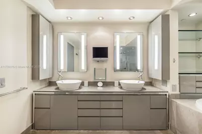 450 Alton Rd #2303, Miami Beach, FL 33139 - Photo 11