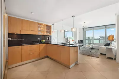 6799 Collins Ave #1106, Miami Beach, FL 33141 - Photo 3