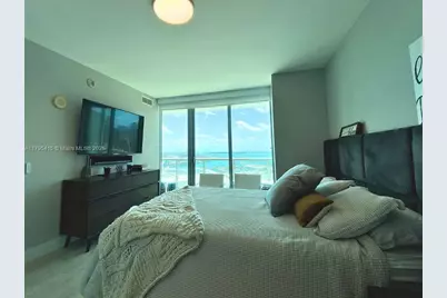 888 Biscayne Blvd #2405, Miami, FL 33132 - Photo 27