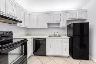 2861 Somerset Dr, Lauderdale Lakes, FL 33311 - Photo 3