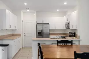 1414 SE 26th Ter, Homestead, FL 33035 - Photo 7