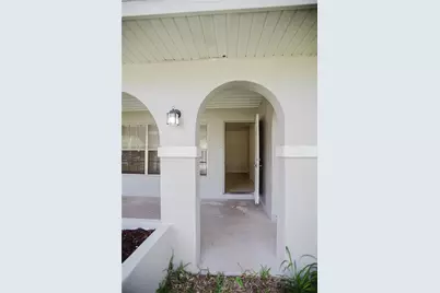 323 NE Midfield Ln, Port Saint Lucie, FL 34983 - Photo 3