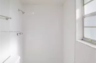 323 NE Midfield Ln, Port Saint Lucie, FL 34983 - Photo 25